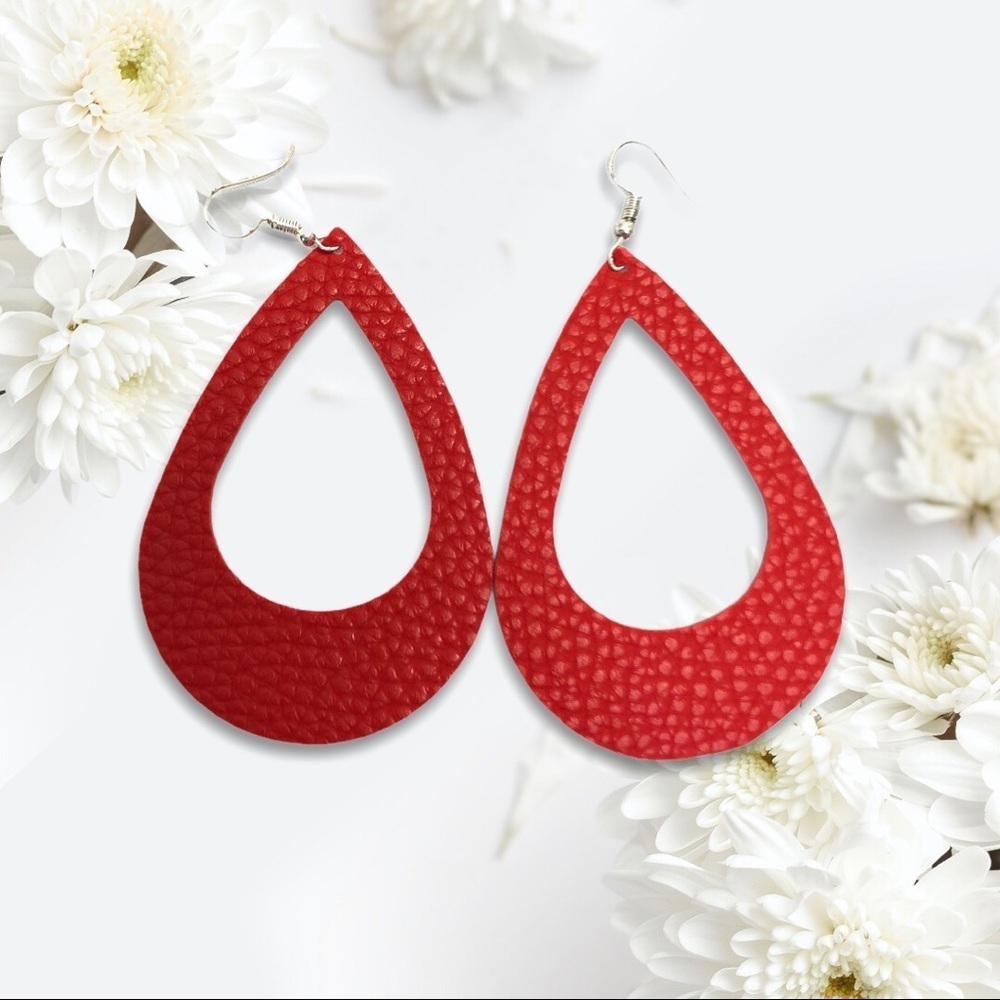 5/$20 red faux leather large‎ hanging earrings